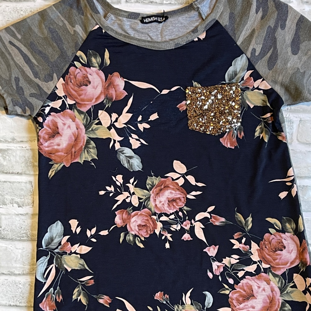 Floral and camo sequin pocket top